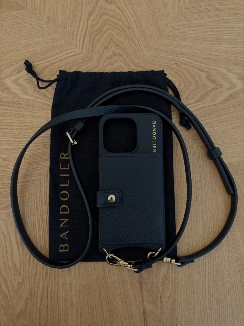 Bandolier MILA Crossbody iPhone 15 Pro case black/gold